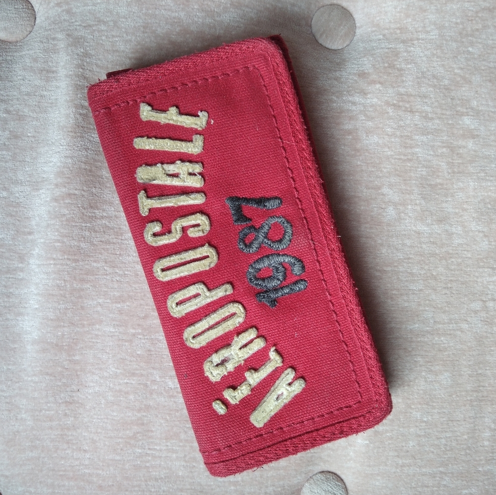 Aeropostale red wallet